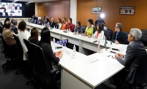 Jerônimo faz reunião com prefeitos e prefeitas de municípios afetados pela chuva