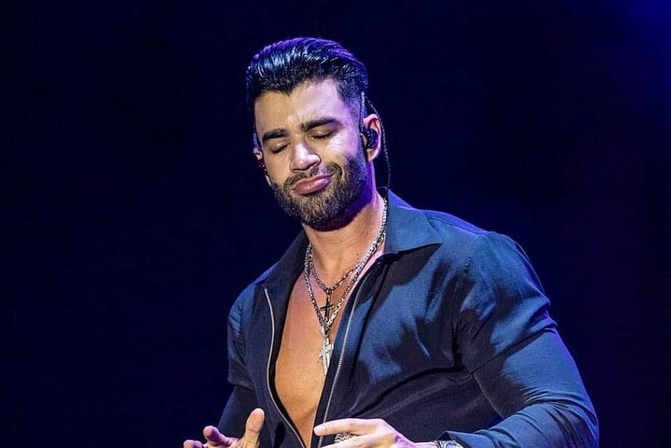 Gusttavo Lima recebeu sigilo de 100 anos em cachê da Mega da Virada