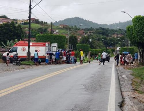 Ubatã: Idosa sofre fratura na perna em atropelamento na BR-330