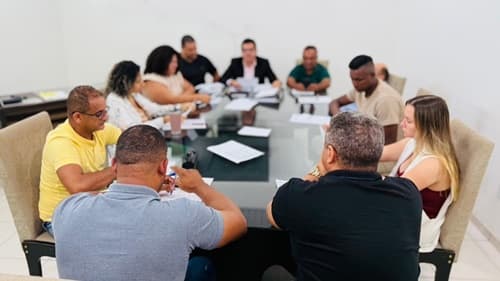 Ibirataia: Prefeitura e vereadores discutem alterações no Código Tributário Municipal