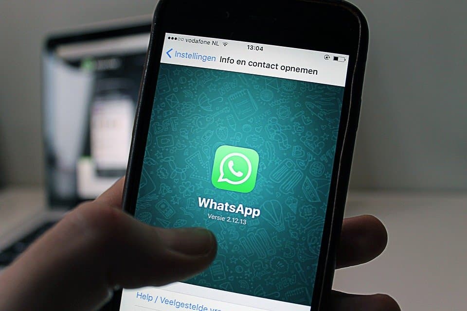 Disque 100 vai receber denúncia de ataque a escolas no WhatsApp