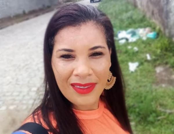 Familiares e amigos procuram por funcionária da Brisanet desaparecida em Amado Bahia
