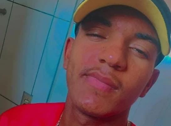Jovem de 21 anos é eletrocutado ao tocar em tela de Quadra de Esportes no Sul da Bahia