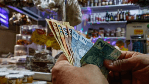 Renda do trabalhador no Brasil atinge maior valor da história