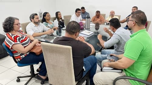 Ibirataia: Secretários e vereadores se reúnem para discutir a clareza na aplicação de recursos e o compromisso com a população