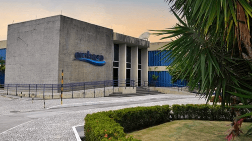 Preocupação cresce sobre a possível indicação de ex-prefeito para presidência da Embasa