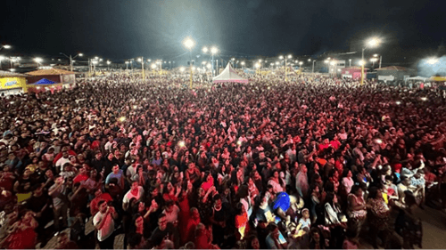 Celebração do Dia do Evangélico reúne multidão em Ipiaú