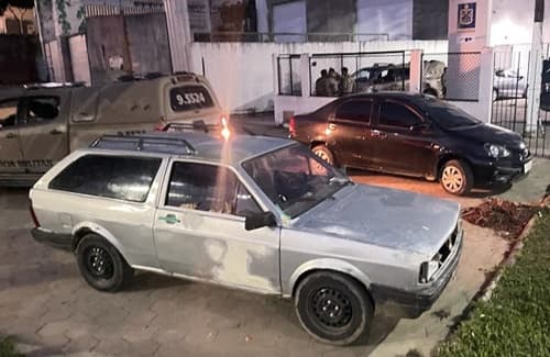 Ipiaú: PM prende 04 suspeitos de roubos na zona rural, furto de moto e desmonte ilegal de veículo