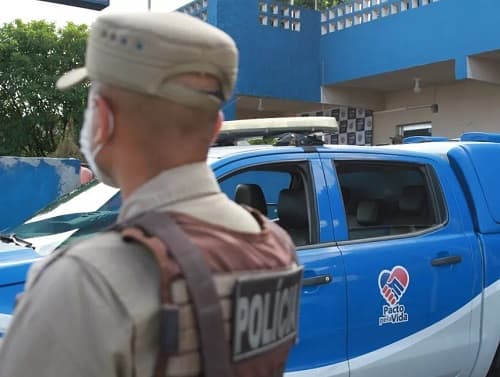 Homem é preso após tentar esfaquear mulher em Teolândia