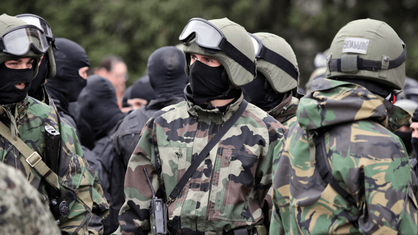 EUA dizem que Rússia reuniu mais tropas perto da Ucrânia e pode invadir a qualquer momento