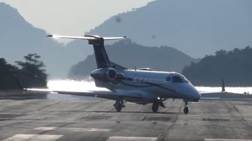 Avião ligado a Daniel Vorcaro pousou em Angra no dia de festa de Flávio Bolsonaro