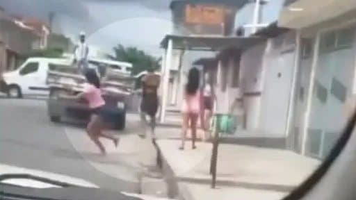 Jovem de 19 anos é baleada após discussão por ciúmes