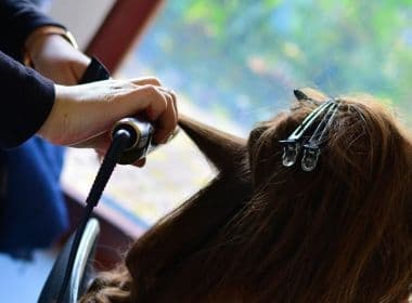 Produtos que alisam o cabelo podem dobrar risco de câncer de útero