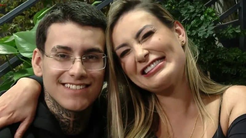 Gravidez de Andressa Urach, do próprio filho, vira assunto na web; entenda