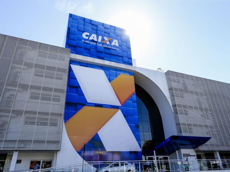 Impasses entre governo e Centrão passam por vice-presidências da Caixa