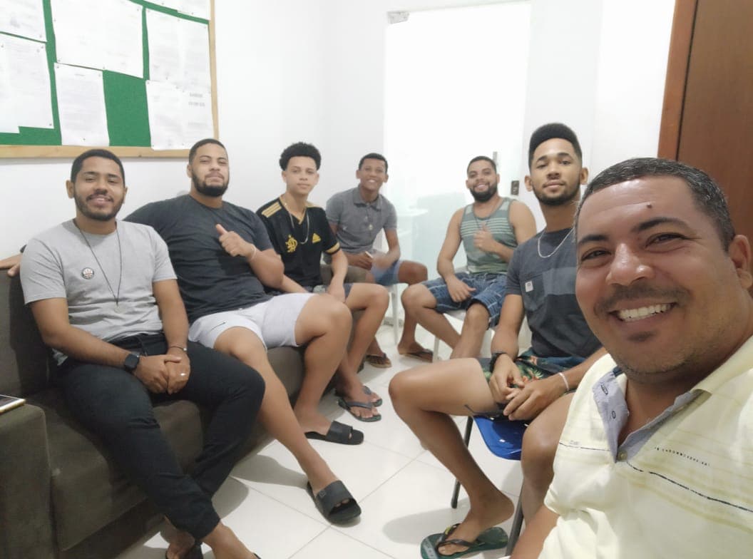 Marcos de Manoel se reúne com desportistas de handebol do município