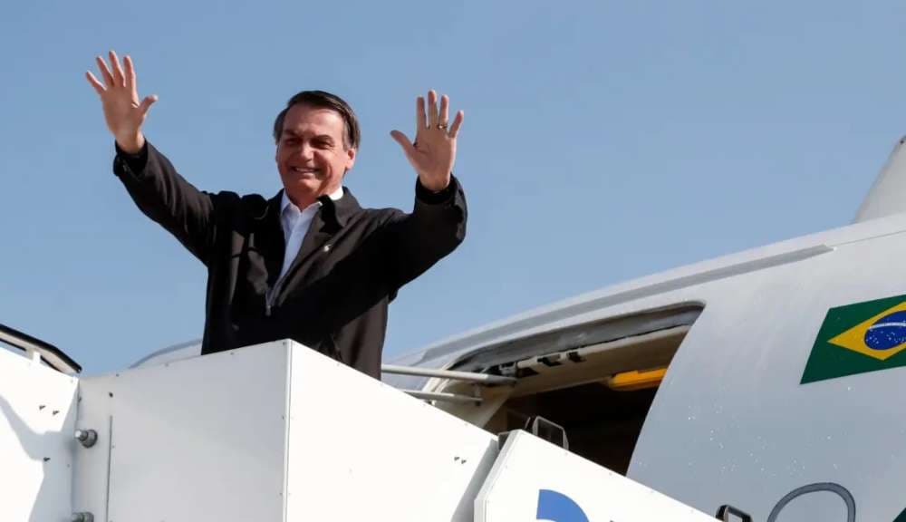 Bolsonaro embarca para os EUA vai desembarcar em Orlando de lá para Miami