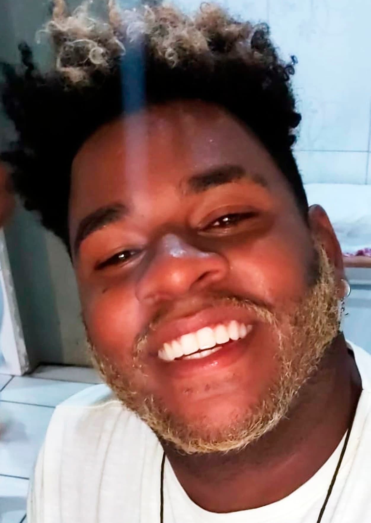 Baiano inventa forma de faturar no zap divulgando nudes da galera do bairro