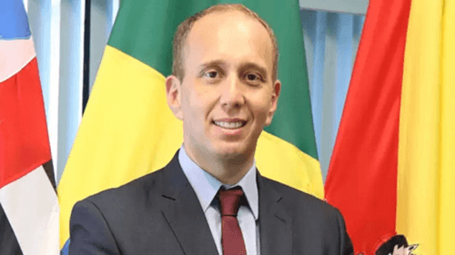 Rodrigo Manga cogita candidatura à Presidência em 2026