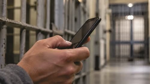 Decreto do Governo Federal regulamenta bloqueio de celulares em presídios brasileiros
