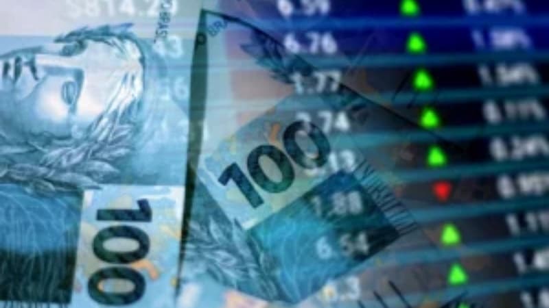 Ibovespa reage a balanços corporativos e pesquisa eleitoral em sessão de queda no mercado