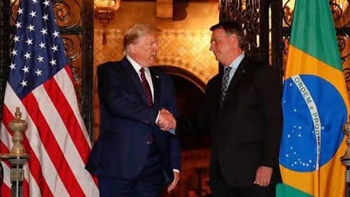 Bolsonaro agradece apoio de Donald Trump e denuncia perseguição política