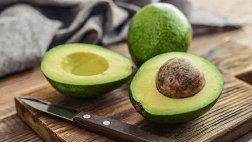 Abacate: fruta rica em gorduras boas que faz bem ao coração e à mente