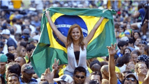 Mulheres terminam 2023 com rendimento 20% menor que o dos homens