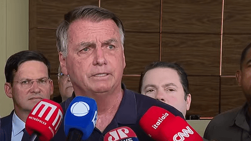 STF avalia denúncia contra Bolsonaro