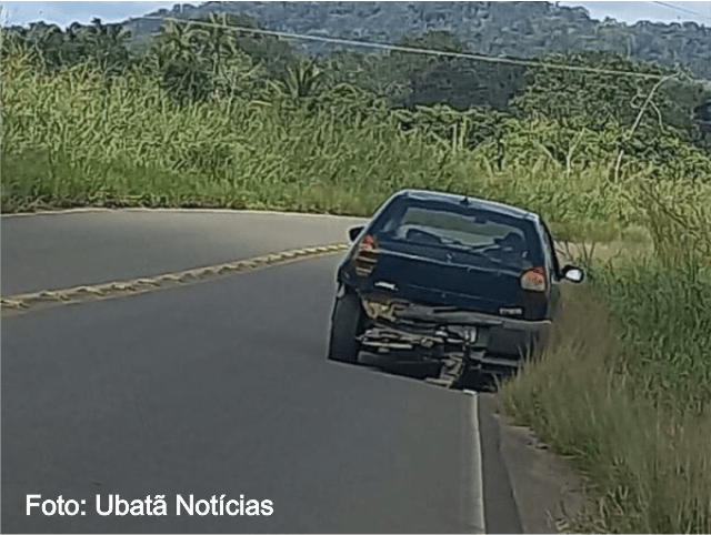 Veículos colidem no trevo da BR-330 com a BA-120, próximo a Ubatã