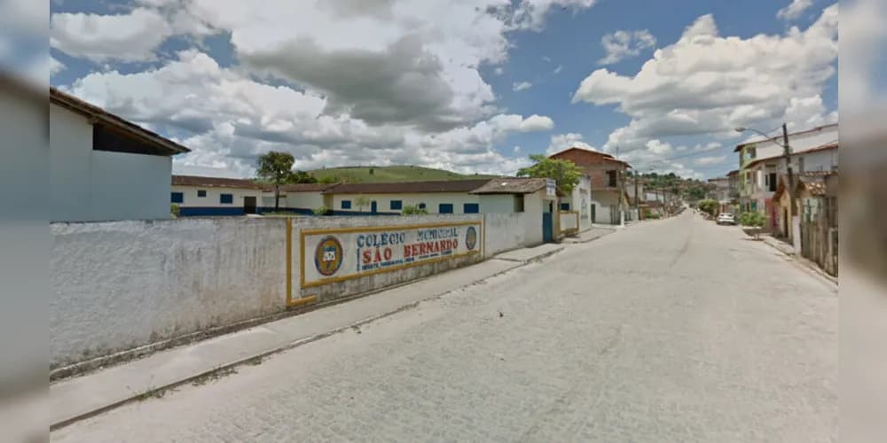 Justiça determina volta das aulas presenciais em Itanhém
