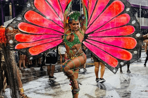 Musa que morreu após desfile ignorou dor no peito por achar que era ansiedade