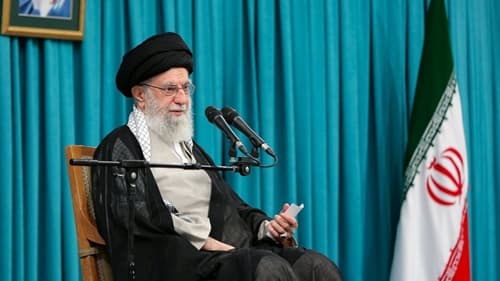 Khamenei volta a ameaçar Israel: “Não mostraremos misericórdia aos sionistas”