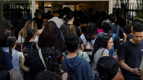 Lula sanciona lei que reserva 30% das vagas em concursos públicos