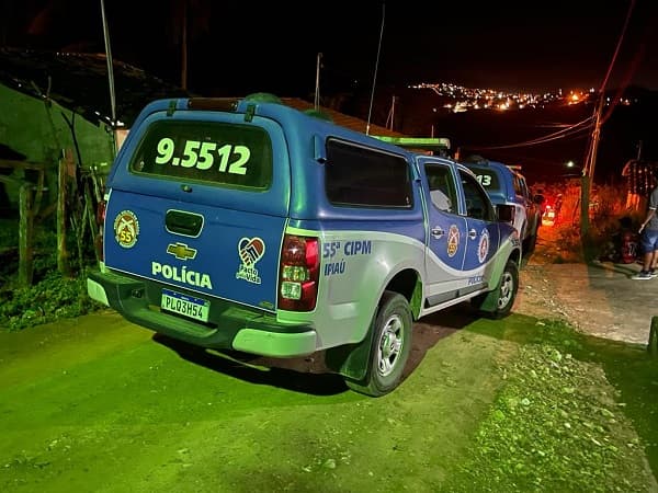 Ipiaú: Homem é morto e adolescente baleado após casa ser invadida por grupo armado