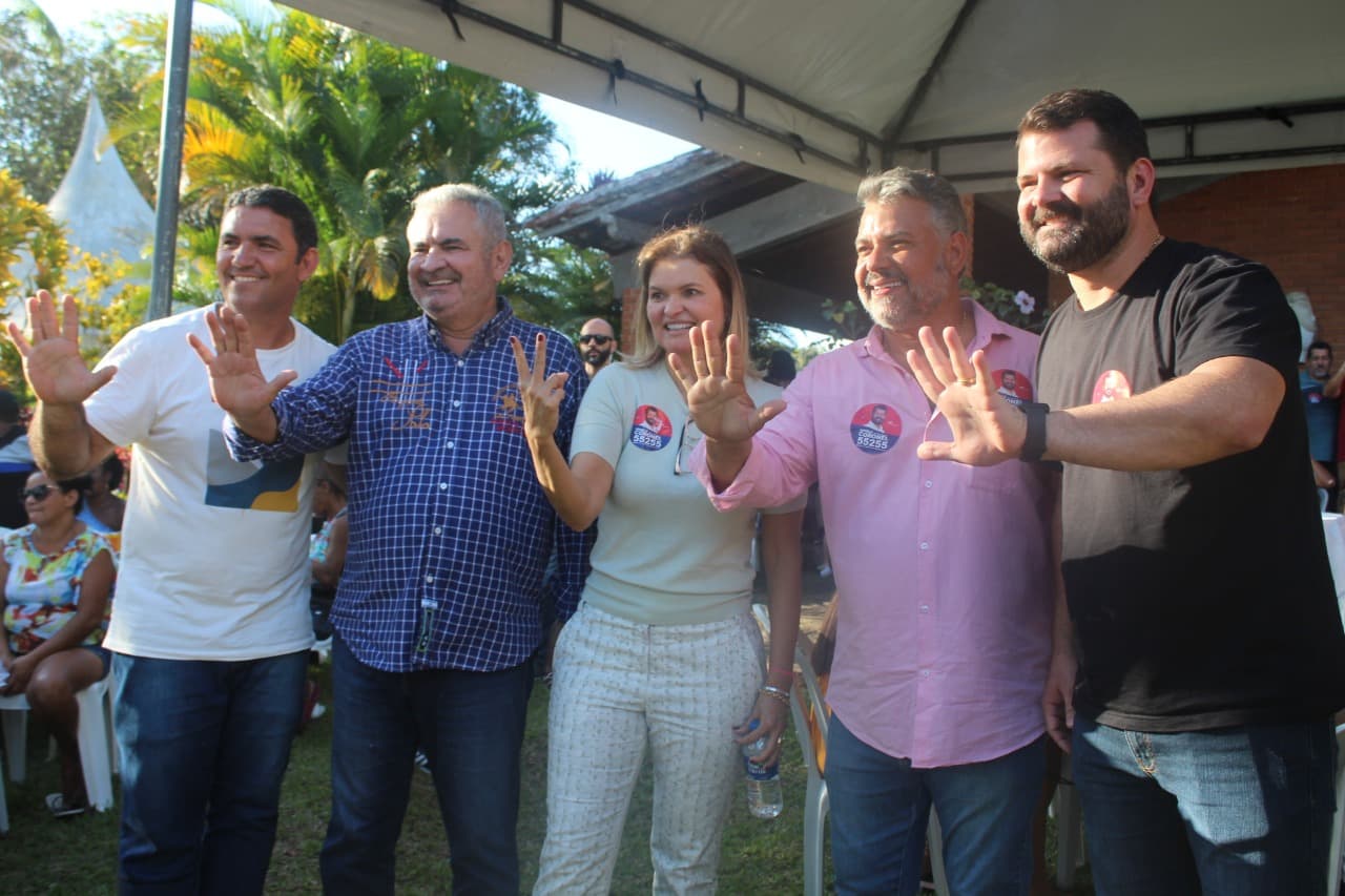 Ibirataia: Prefeita Ana Cléia recebe visita do Senador Angelo Coronel e do candidato a Deputado Estadual Angelo Coronel Filho