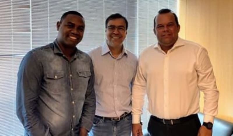 Após MDB mudar de lado, Bruno Reis publica exonerações de cargos indicados pelo partido