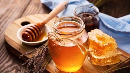 Mel: alimento natural com múltiplos benefícios para a saúde