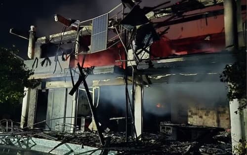 Duas pessoas morrem carbonizadas em incêndio em casa de luxo em Guarajuba, na Bahia