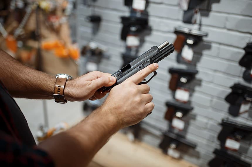 Exército e Justiça publicam regras para facilitar controle de armas