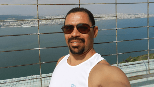 Nadador morre durante competição em Porto Seguro