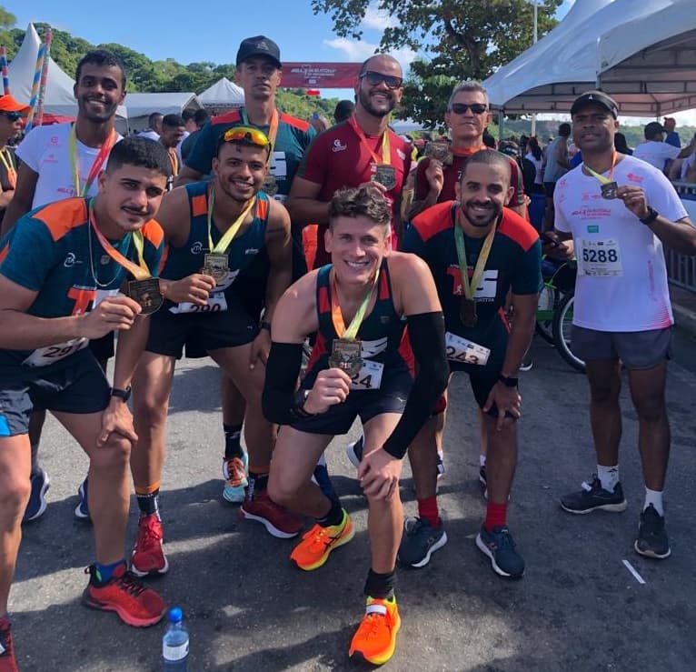 Atletas de Ibirataia e Ipiaú participam da Meia Maratona de Porto Seguro