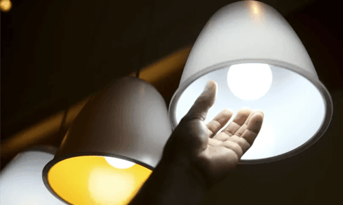 Conta de luz fica mais cara a partir desta terça-feira (1º); entenda