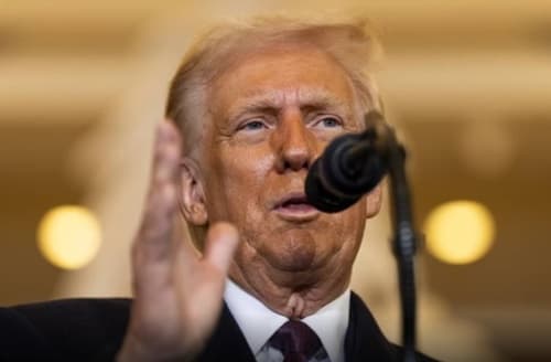 Donald Trump anuncia demissão de funcionários da administração Biden em redes sociais