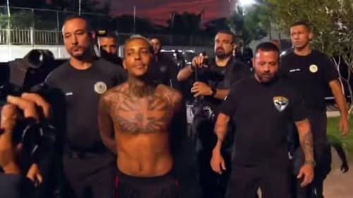 MC Poze do Rodo é preso em condomínio de luxo por suspeita de envolvimento com tráfico