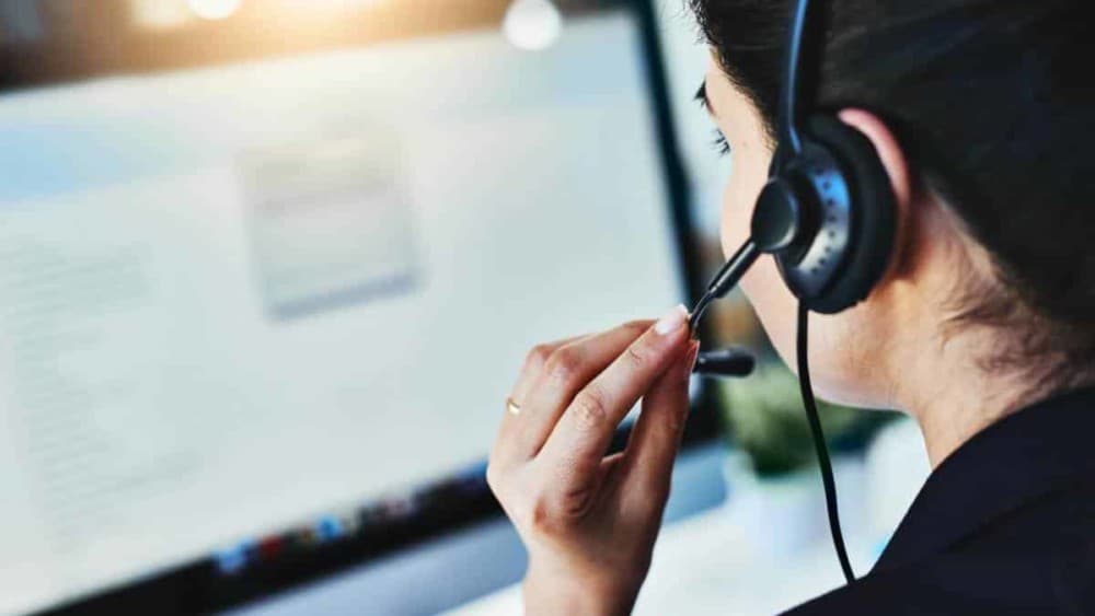 Empresas de telemarketing têm prefixo obrigatório a partir desta quinta