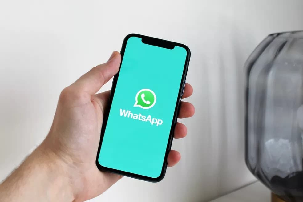 WhatsApp lançará opção de grupo com milhares de usuários, mas só após eleição