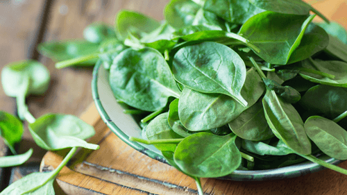 Espinafre: O Superalimento Verde que Transforma Sua Saúde