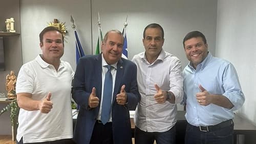 Deputado Sandro Régis discute futuro de Salvador com Prefeito e Líderes Partidários