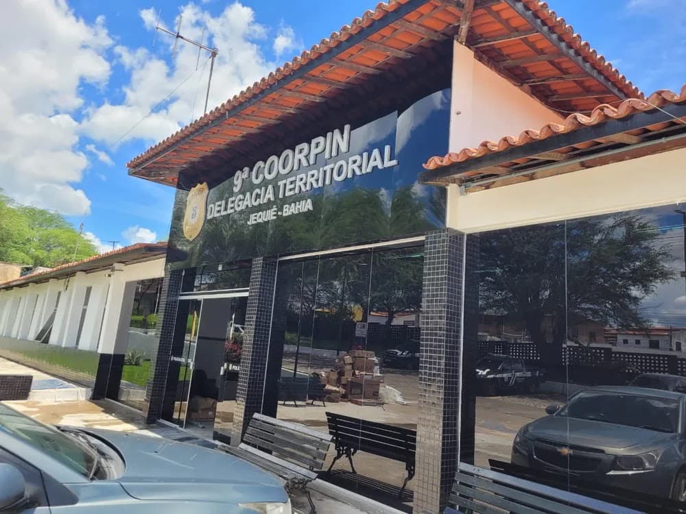 Profissional do sexo denuncia ter sido roubada por suposto cliente no sudoeste da Bahia